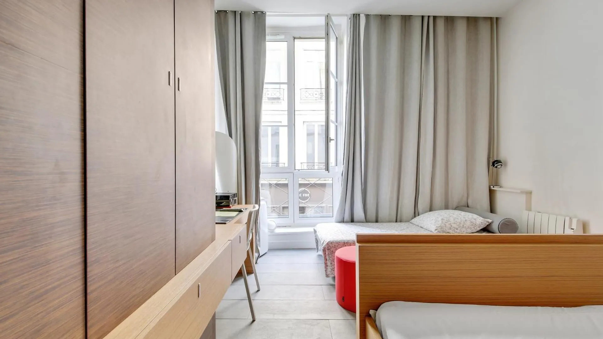 Elegance Confort A L'Odeon By Weekome Paris France